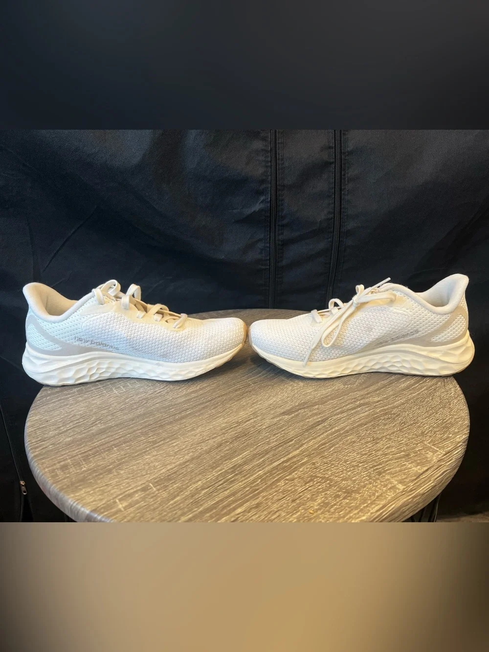 Women's New Balance Fresh Foam Arishi v4- Size 6